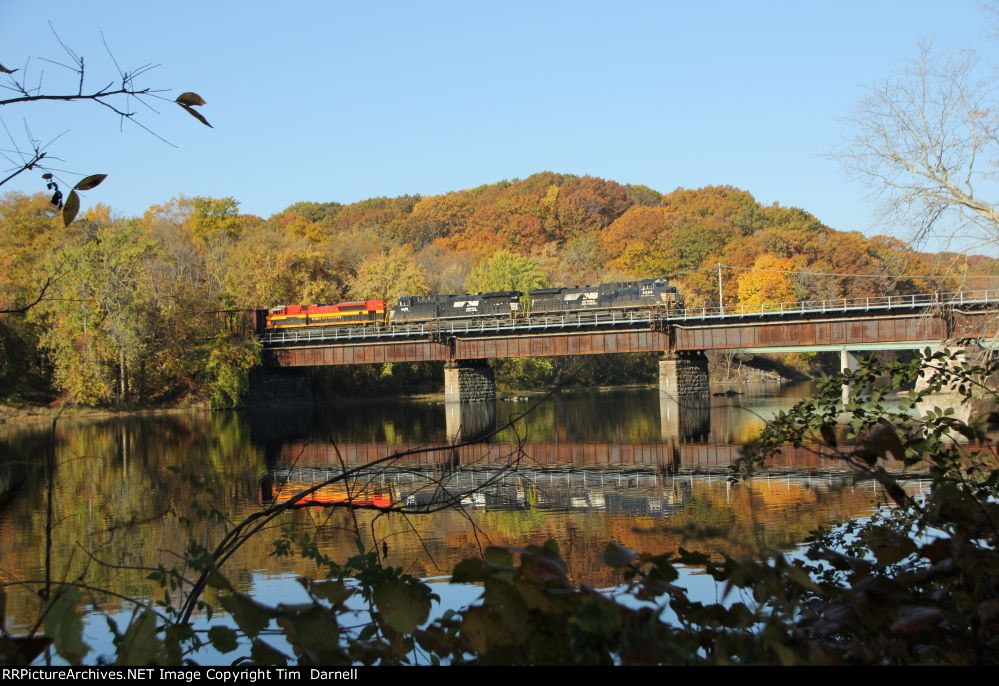 NS 4086 leads 929-22